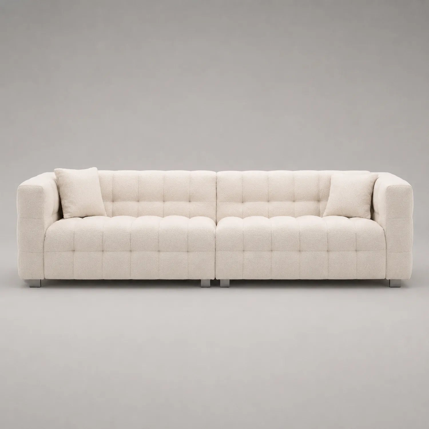 Beiges 3-Sitzer Stoffsofa mit Edelstahlfüßen